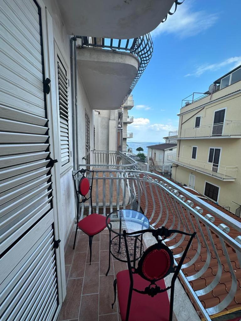 טרביסאצ'ה Casa Vacanza Riviera Dei Saraceni מראה חיצוני תמונה
